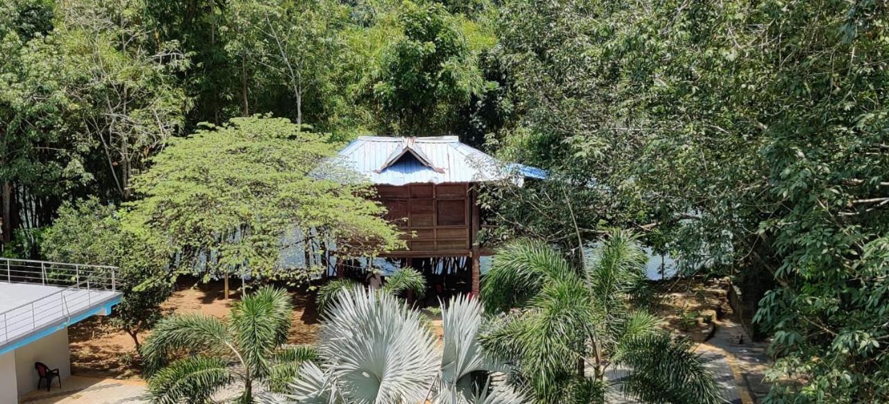 Thabasiya Resorts Kuzhittura Extérieur photo